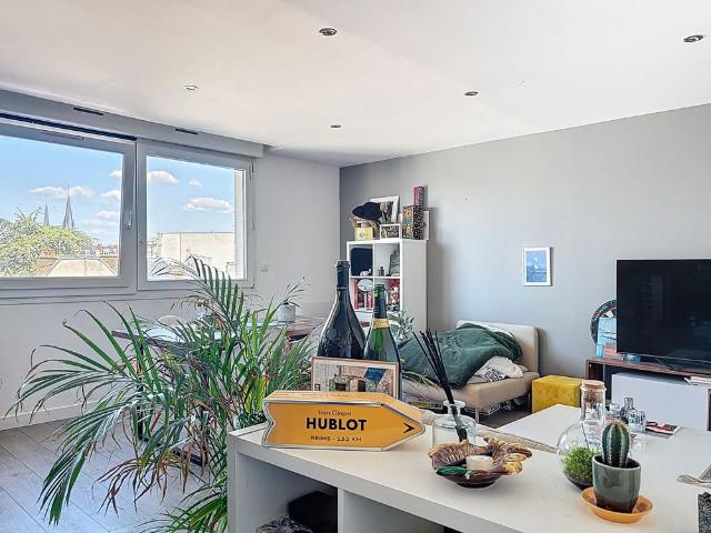 APPARTEMENT T3 MEUBLE REIMS LEON BOURGEOIS