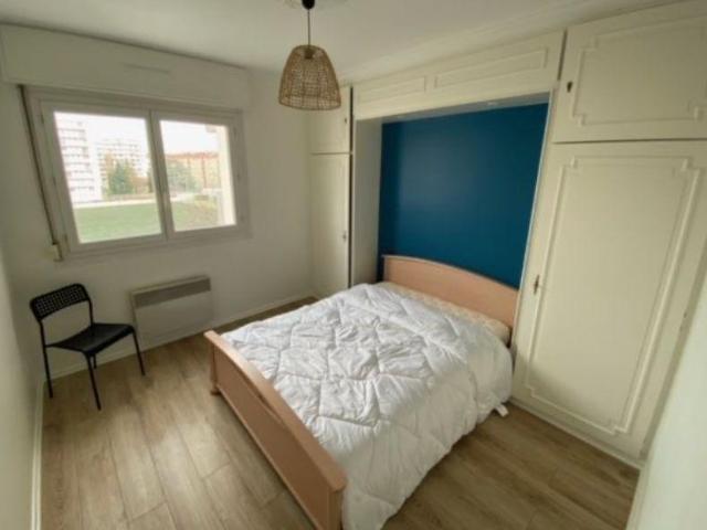 Appartement T3 meublé Villeurbanne Gratte Ciel
