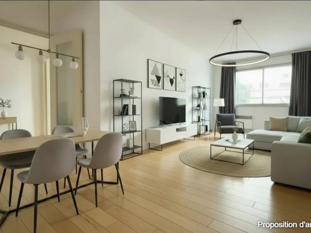 Appartement T3 MEZE Plein centre Beau potentiel