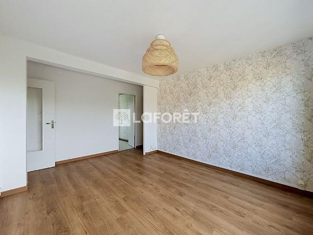 Appartement T3 MONT SAINT AIGNAN à louer