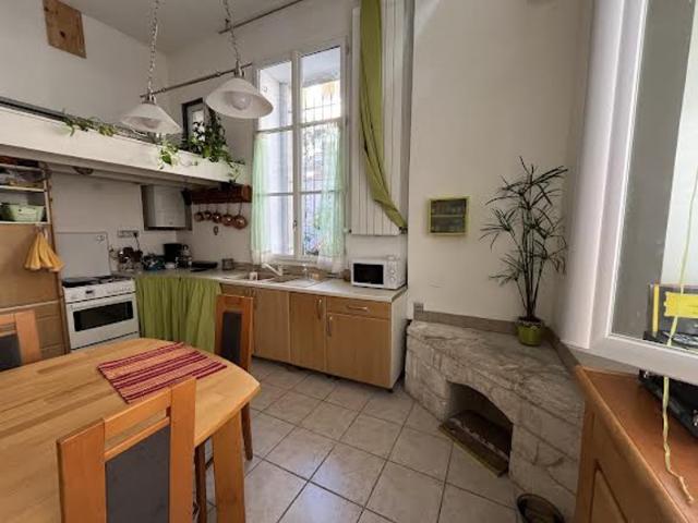Appartement T3 Montpellier Arceaux | 70 m2 utiles 57 m2 Car