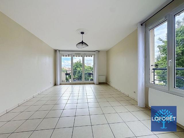 Appartement T3 MORANGIS à louer