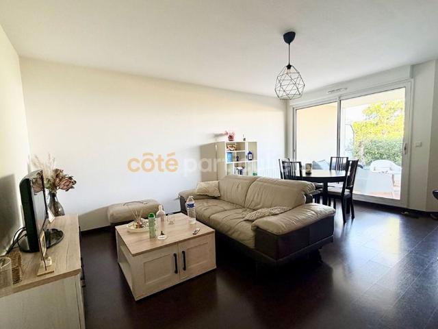 APPARTEMENT T3 NON MEUBLÉ GARAGE ET TERRASSE
