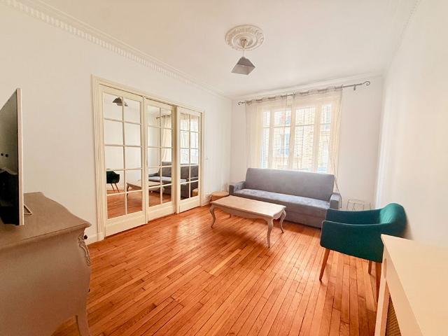 Appartement T3 PARIS à louer