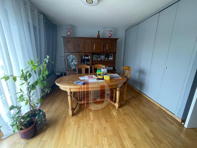Appartement T3 pièces à vendre à Mulhouse 78 m2 2 chambres Garage Ascenseur