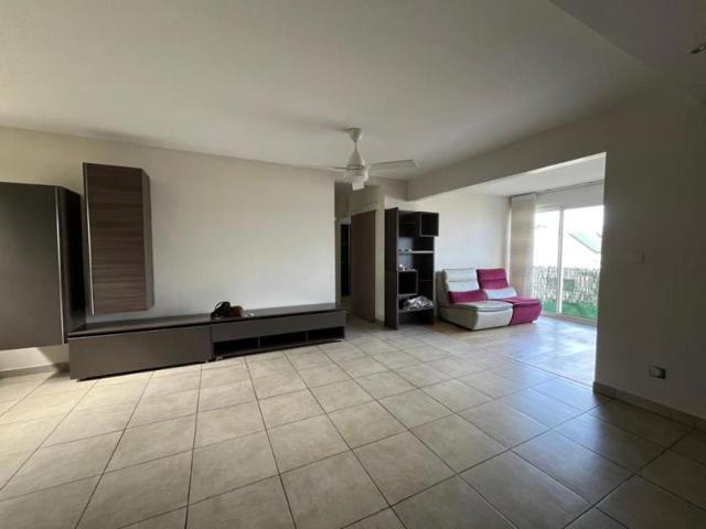 Appartement T371 M2 centre ville le Piton Saint Leu