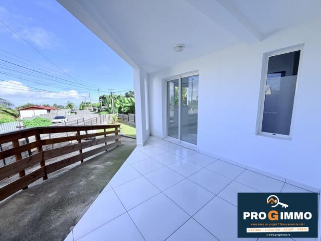 APPARTEMENT T3 PLAIN PIED AVEC COUR