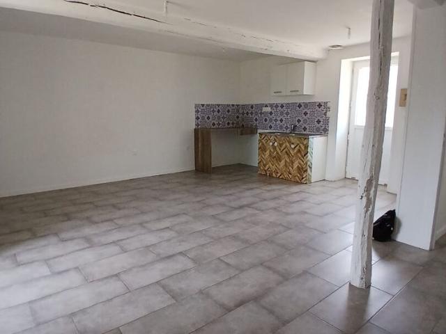 Appartement T3 près de BRAY ET LU à louer