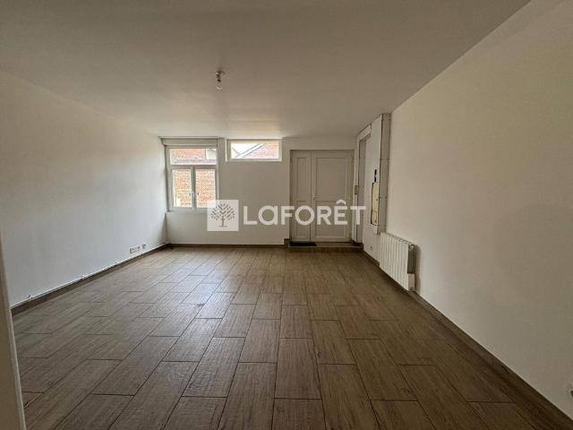Appartement T3 près de BRESLES à louer