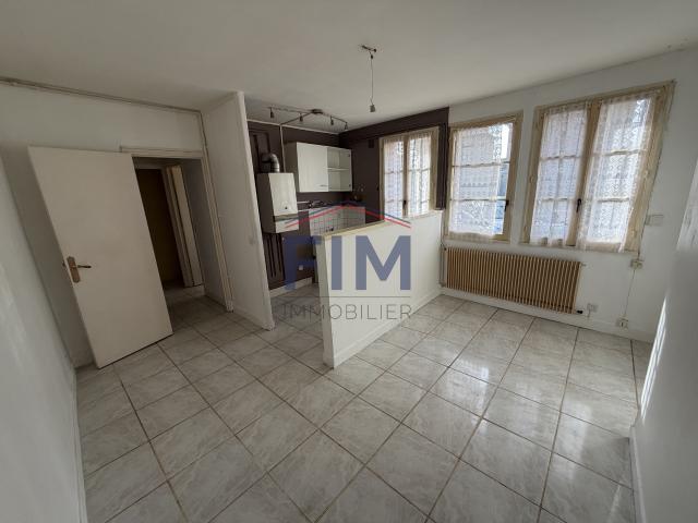 APPARTEMENT T3 QUARTIER DES DOCKS