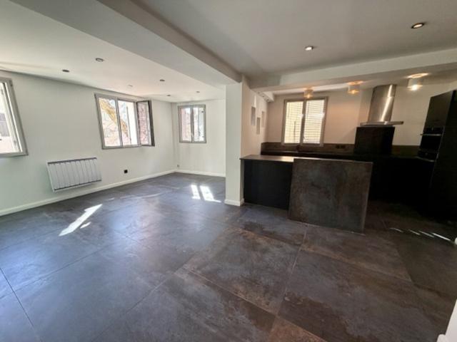 APPARTEMENT T3 RENOVE A VENDRE SUR EGUILLES
