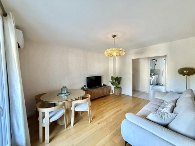 Appartement T3 rénové avec balcon, cave et parking sécurisé