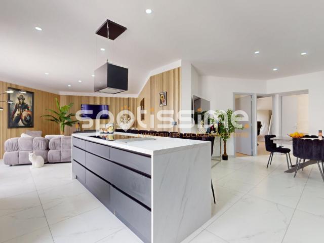 Appartement T3 rénové de 84,63 m² au premier et dernier étag. 84m² Agde Cap d'Agde