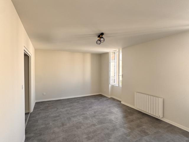 APPARTEMENT T3 RÉNOVÉ PROCHE CANAUX