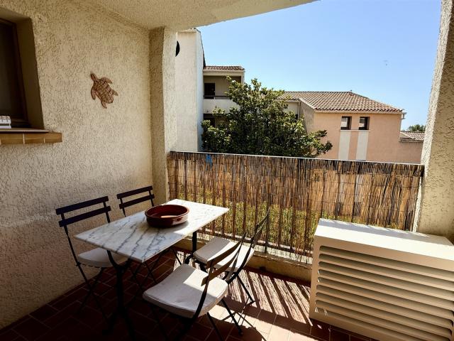 Appartement T3 rénové proche de la mer avec piscine Les Issa. 34m² Les Issambres