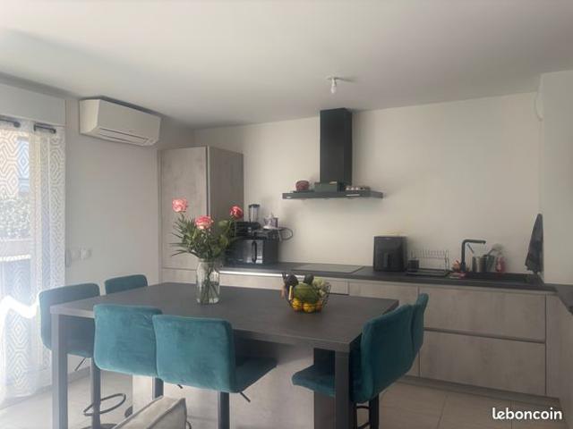 Appartement T3 récent La Valentine