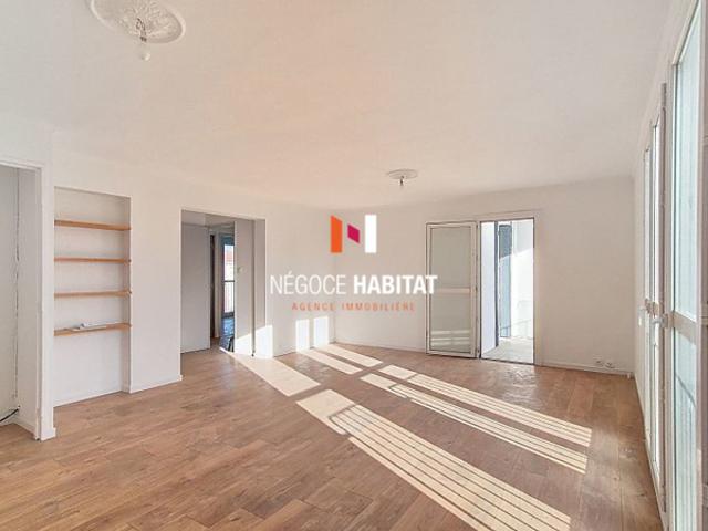 APPARTEMENT T3 REFAIT A NEUF AVEC CAVE ET PARKING