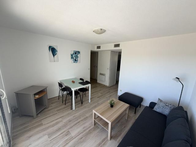 Appartement T3 refait à neuf 38,46 m² avec Loggia & Climatisation Gainable