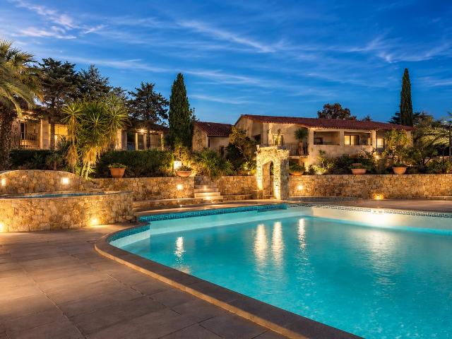 Appartement T3 Résidence arborée avec piscine en Balagne