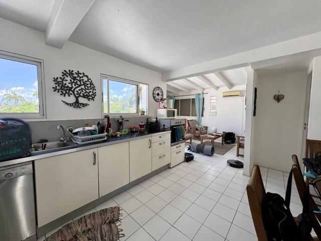 APPARTEMENT T3 RESIDENCE AVEC PISCINE ET ACCES PLAGE