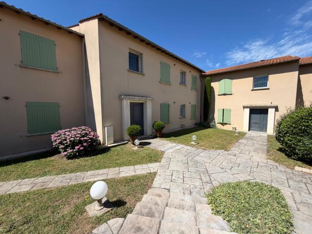 APPARTEMENT T3 REZ DE JARDIN IDEAL RETRAITE
