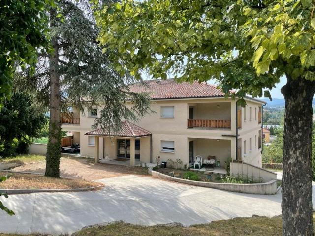 Appartement T3 Rez de jardin Place de parking