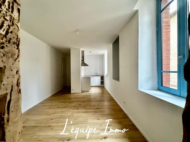 Appartement T3 Samatan de 72 m2 avec terrasse au coeur de Samatan