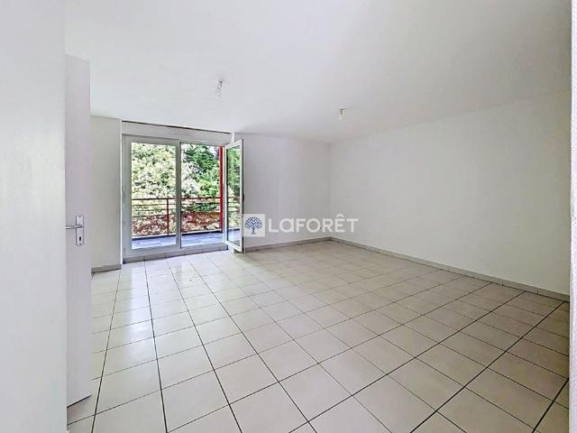 Appartement T3 SOCHAUX à louer