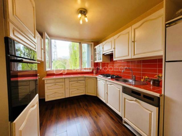 APPARTEMENT T3 SPACIEUX ET LUMINEUX