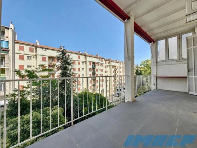 APPARTEMENT T3/T4 87 m² 319 000€ 13004 MARSEILLE
