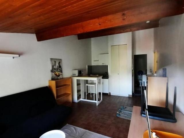 APPARTEMENT T1 23M
