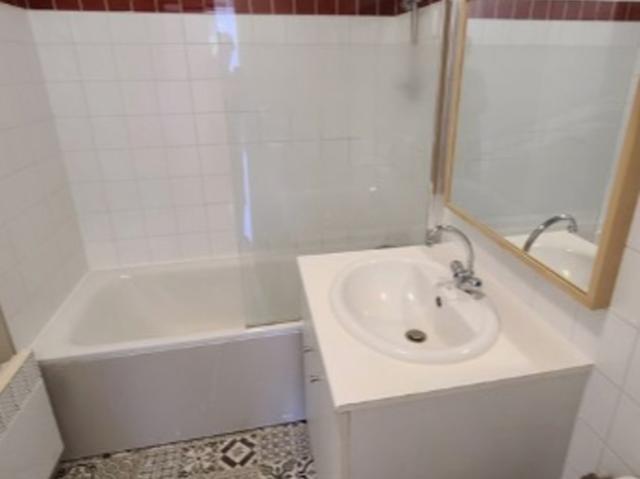 Appartement T1 22 m² 480 avec parking