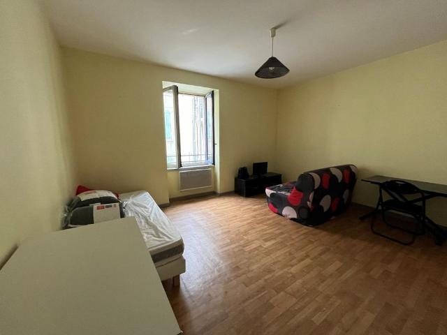 APPARTEMENT T1 27M