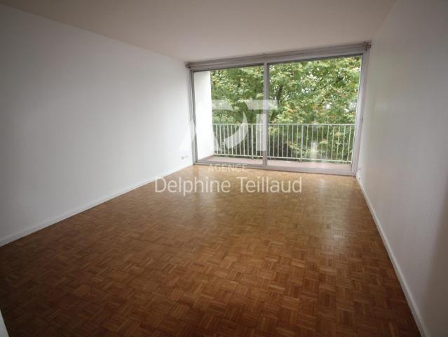 Appartement T1 à LA TRONCHE