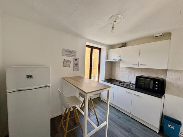 APPARTEMENT T1 A LOUER A ROANNE MULSANT