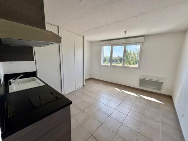 APPARTEMENT T1 A LOUER A ROANNE GARE