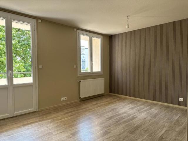 APPARTEMENT T1 A LOUER A ROANNE HOPITAL