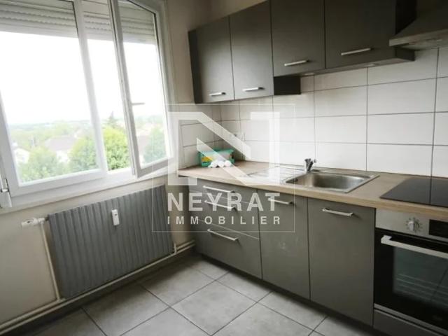 APPARTEMENT T1 A LOUER CHAMPFORGEUIL 32.23 m2 540 € charges comprises par mois: Immobilier CHAMPFORGEUIL | Neyrat Immobilier