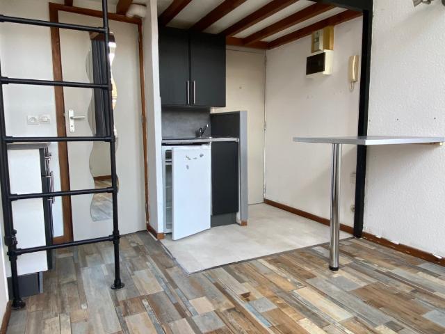 APPARTEMENT T1 AVEC MEZZANINE GAMBETTA