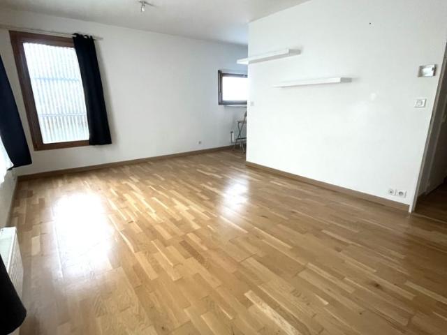 Appartement T1 avec parking à louer à Tours