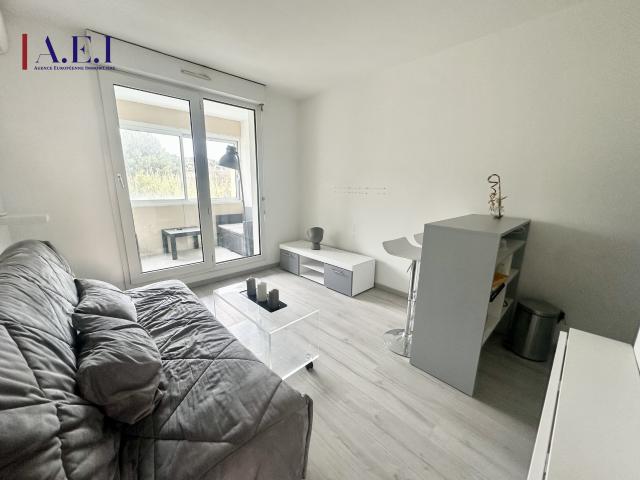 Sanary sur mer Appartement T1 avec terrasse
