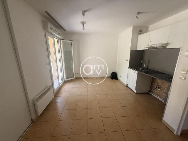 Appartement T1 bis – 17 avenue de Toulon 83400 Hyères