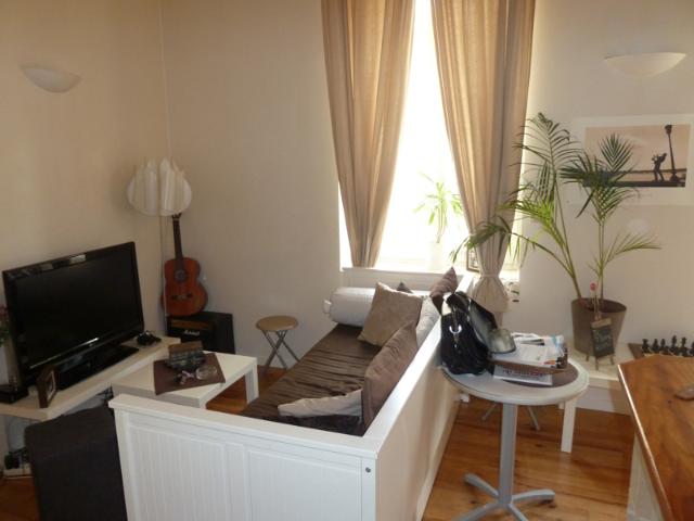 Appartement T1 bis côté rue Bordeaux PEY BERLAND rue Ca