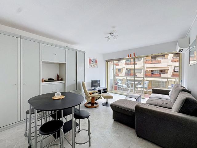 Appartement T1 bis à vendre à Juan les Pins 32m² Antibes