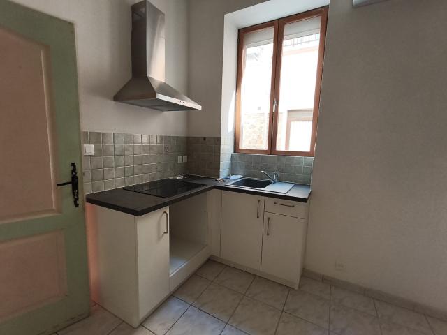APPARTEMENT T1 BIS AVEC CELLIER