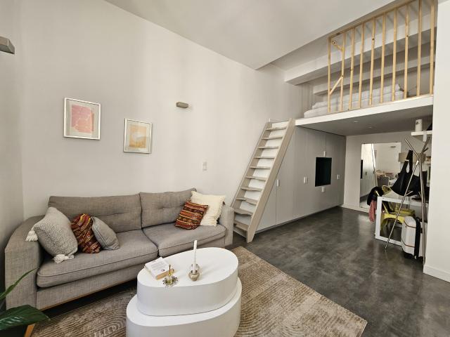 Appartement T1 BIS meublé / Mezzanine / Quartier Opéra 13001 Marseille