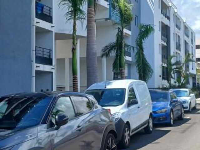 Appartement T1 de 42 m2 situé à Sainte Clotilde 97490
