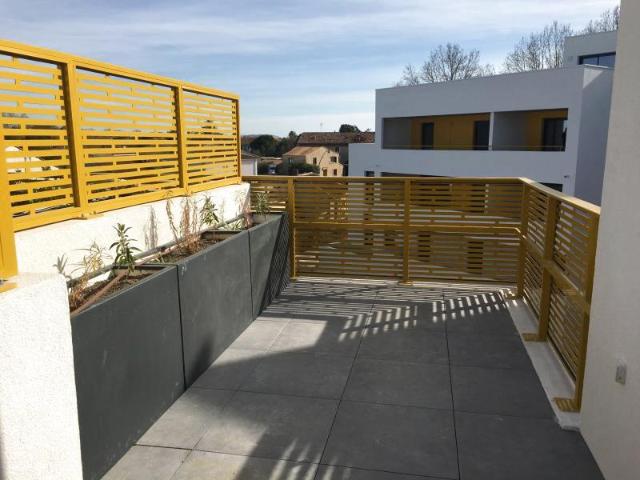 Appartement T1 de 26m2 hab, terrasse 16m2 & garage à Mauguio