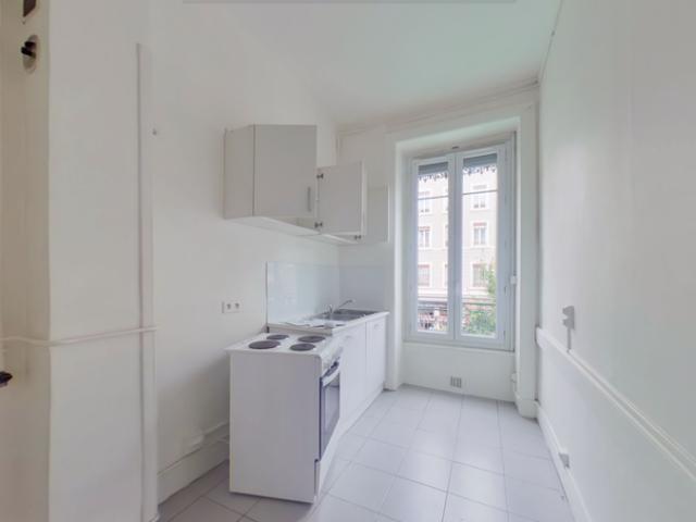 APPARTEMENT T1 DE 31.15 M² CHARPENNES
