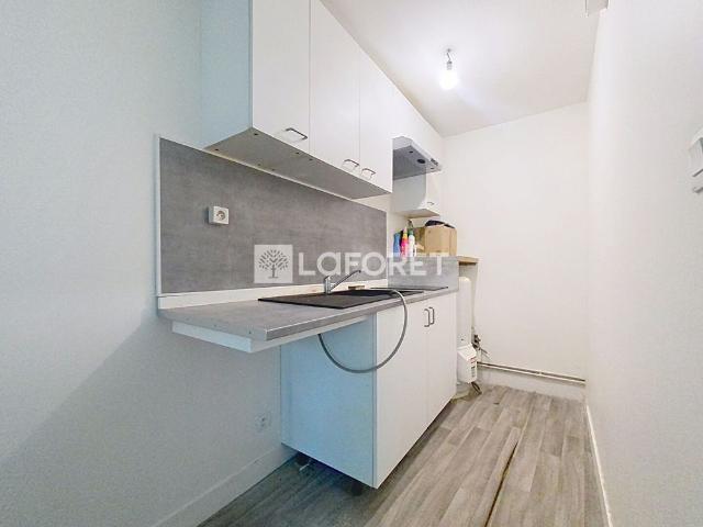 Appartement T1 LA VILLE DU BOIS à louer